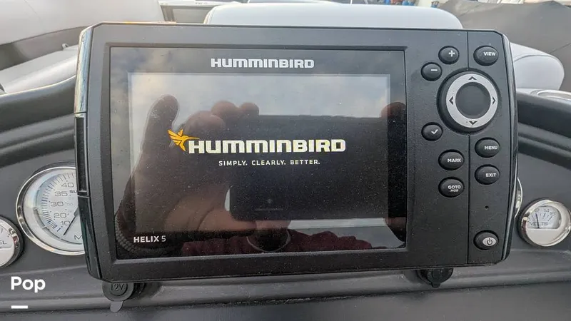 Slide: The Image of Bentley Swingback 240 2024 - 16070188