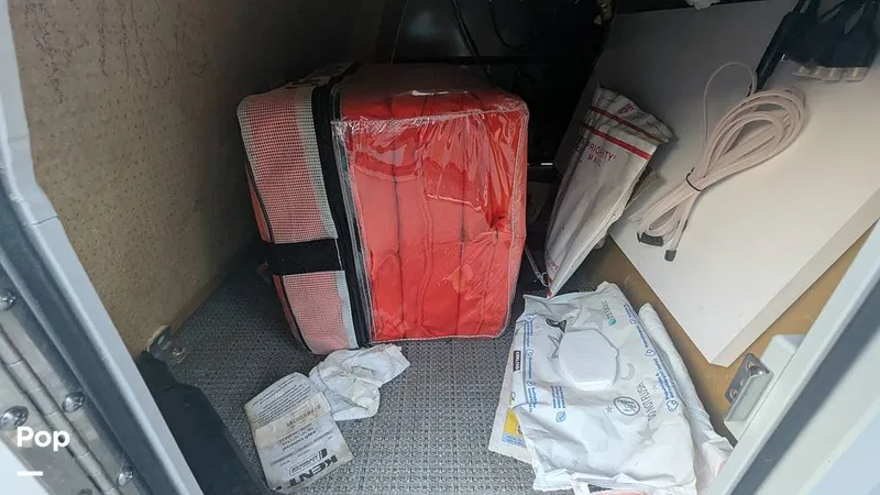 Slide: The Image of Bentley Swingback 240 2024 - 16070219