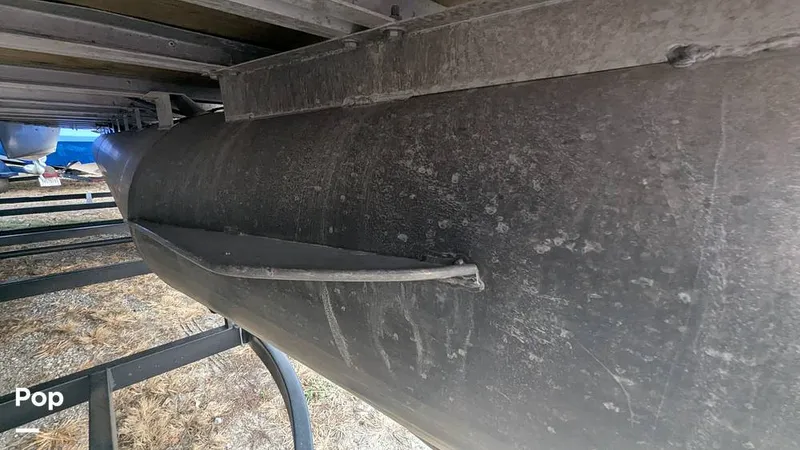 Slide: The Image of Bentley Swingback 240 2024 - 16070226