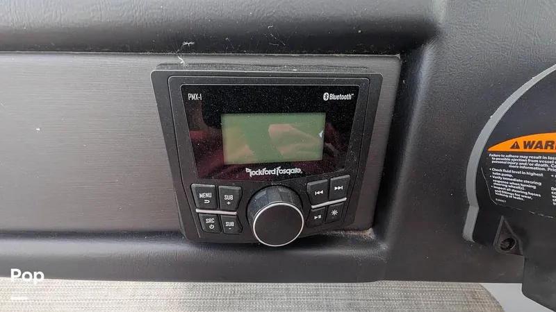 Slide: The Image of Bentley Pontoons Swingback 240 2024 - 16070183