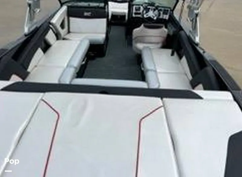 Slide: The Image of Mastercraft NXT22 2018 - 16038832