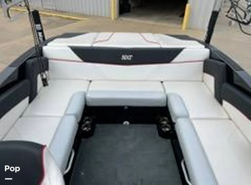 Slide: The Image of Mastercraft NXT22 2018 - 16038833