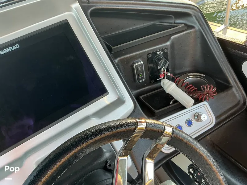 Slide: The Image of Premier 230 Intrigue 2021 - 16052535