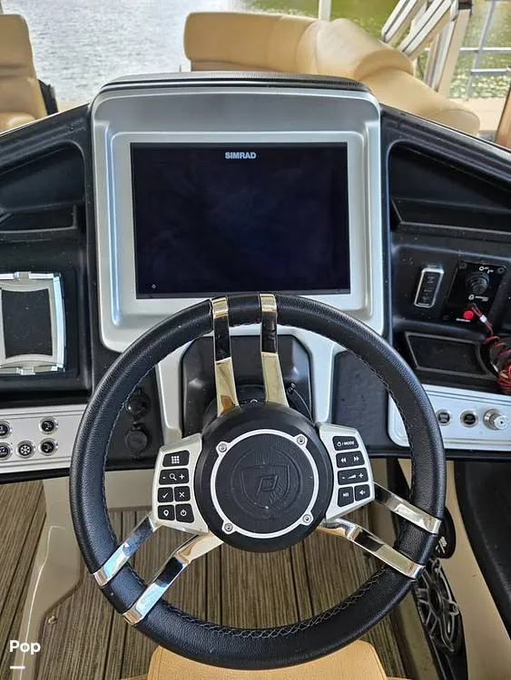 Slide: The Image of Premier 230 Intrigue 2021 - 16052526