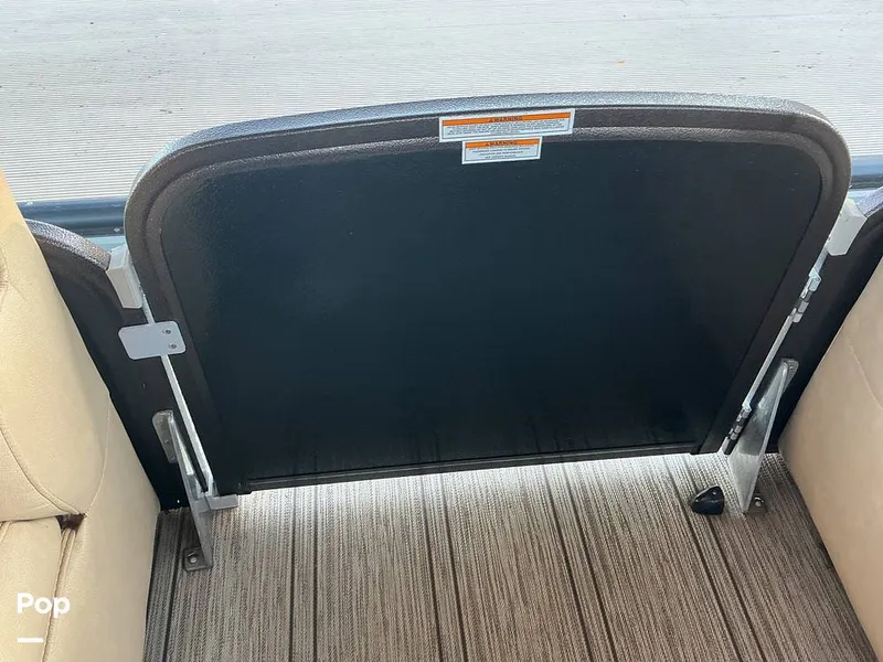 Slide: The Image of Premier 230 Intrigue 2021 - 16052571