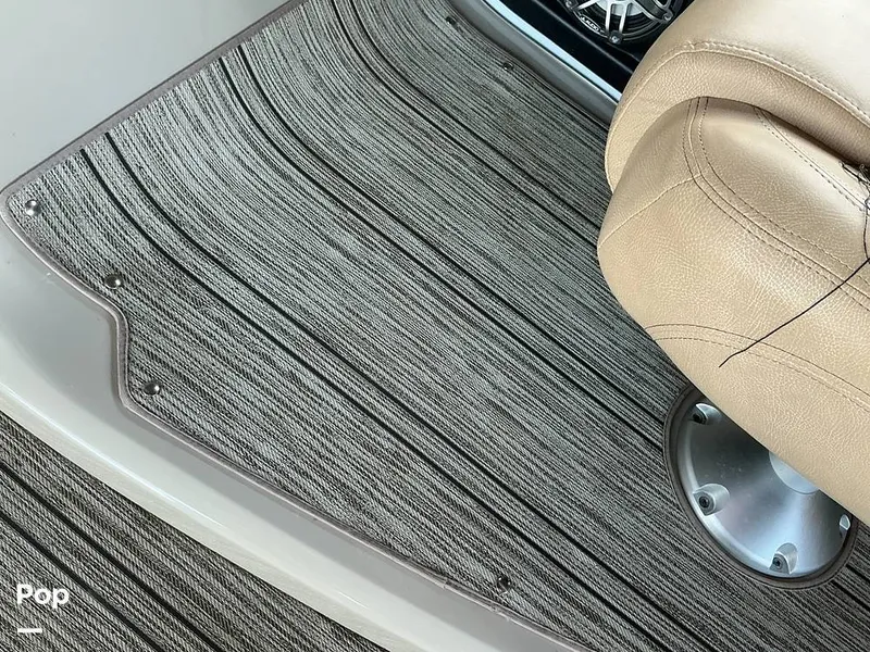 Slide: The Image of Premier 230 Intrigue 2021 - 16052627