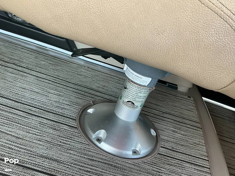 Slide: The Image of Premier 230 Intrigue 2021 - 16052628