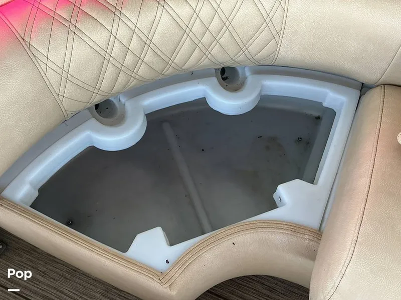 Slide: The Image of Premier 230 Intrigue 2021 - 16052633