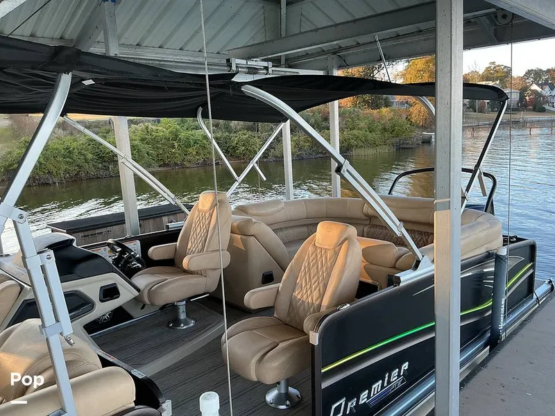 Slide: The Image of Premier 230 Intrigue 2021 - 16052647