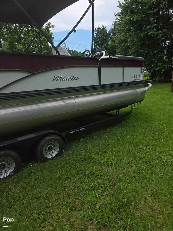 Slide: The Image of Manitou 22 Aurora LE 2021 - 16024588