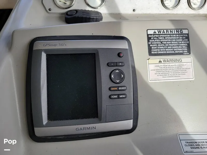 Slide: The Image of Bayliner 266 Discovery 2012 - 16171198