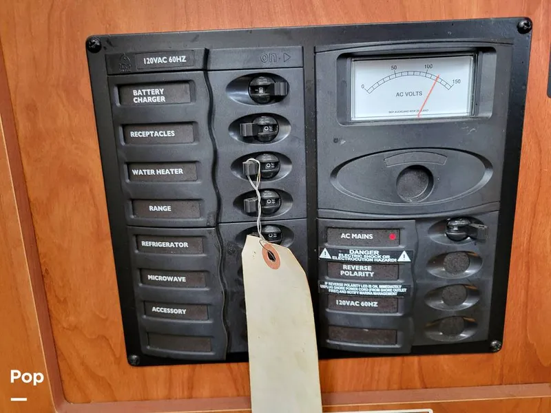 Slide: The Image of Bayliner 266 Discovery 2012 - 16171156