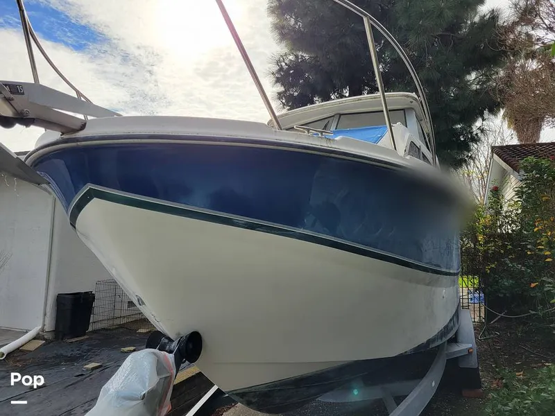 Slide: The Image of Bayliner 266 Discovery 2012 - 16160567