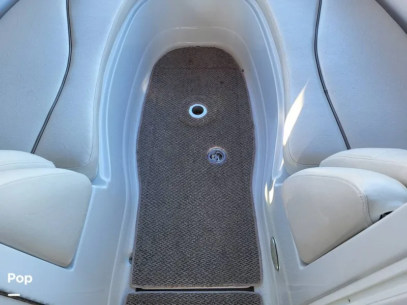 Slide: The Image of Crownline Boats 240 EX 2004 - 16055362