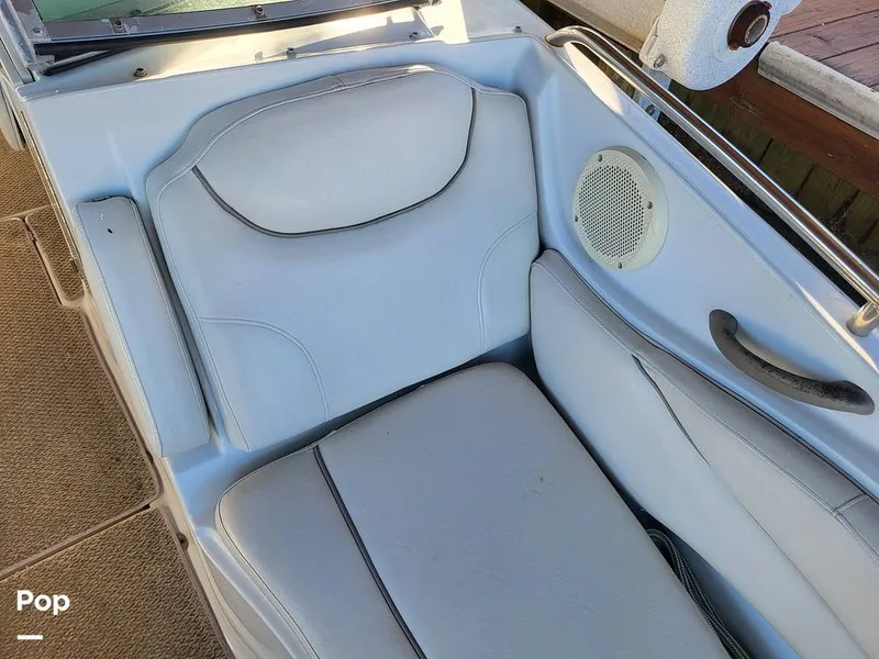 Slide: The Image of Crownline Boats 240 EX 2004 - 16055367