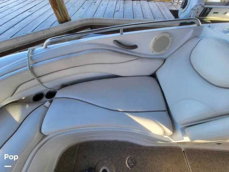 Slide: The Image of Crownline Boats 240 EX 2004 - 16055369