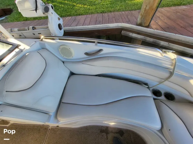 Slide: The Image of Crownline Boats 240 EX 2004 - 16055380