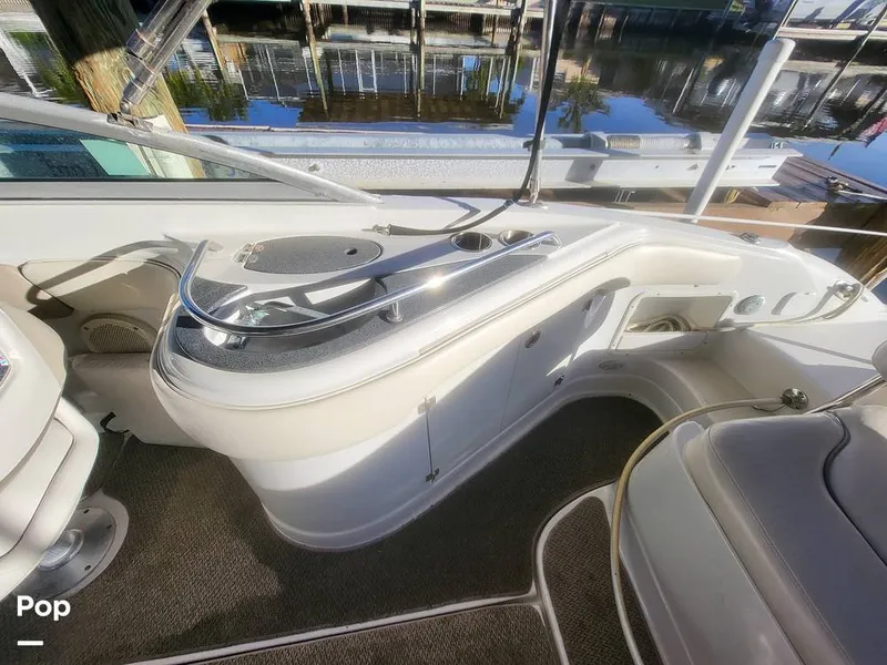 Slide: The Image of Crownline Boats 240 EX 2004 - 16055387