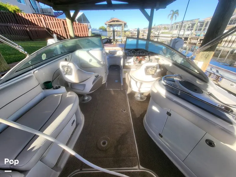 Slide: The Image of Crownline Boats 240 EX 2004 - 16055393