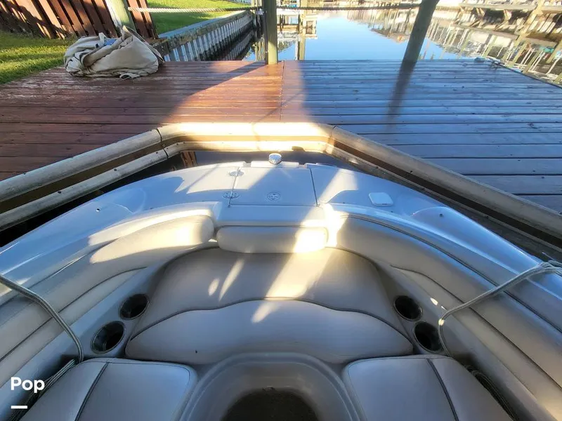 Slide: The Image of Crownline Boats 240 EX 2004 - 16055397