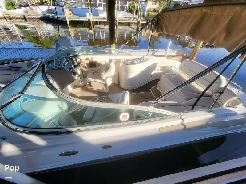 Slide: The Image of Crownline Boats 240 EX 2004 - 16055401