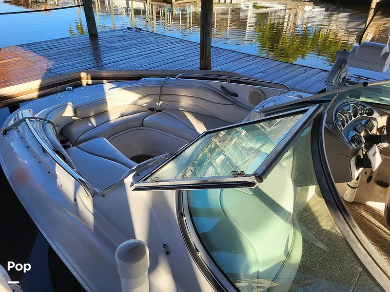 Slide: The Image of Crownline Boats 240 EX 2004 - 16055402