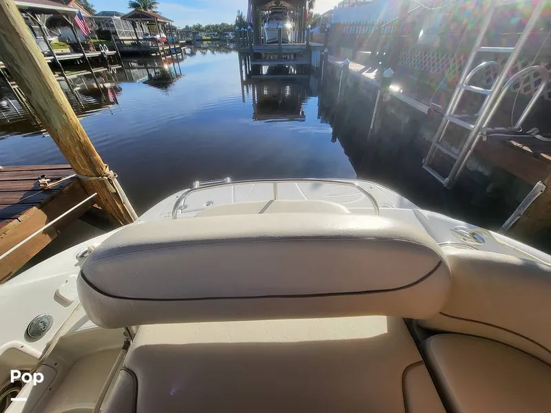 Slide: The Image of Crownline Boats 240 EX 2004 - 16055299
