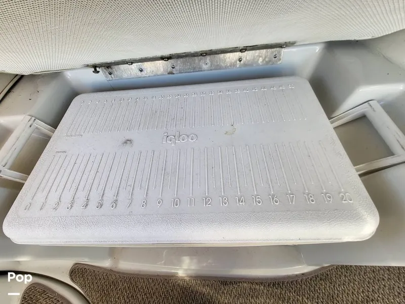 Slide: The Image of Crownline Boats 240 EX 2004 - 16055320