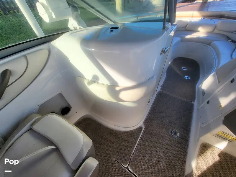 Slide: The Image of Crownline Boats 240 EX 2004 - 16055330