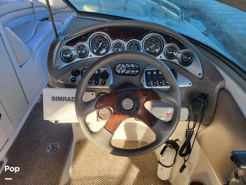 Slide: The Image of Crownline Boats 240 EX 2004 - 16055333