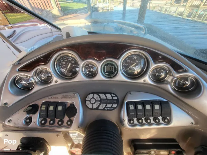 Slide: The Image of Crownline Boats 240 EX 2004 - 16055349