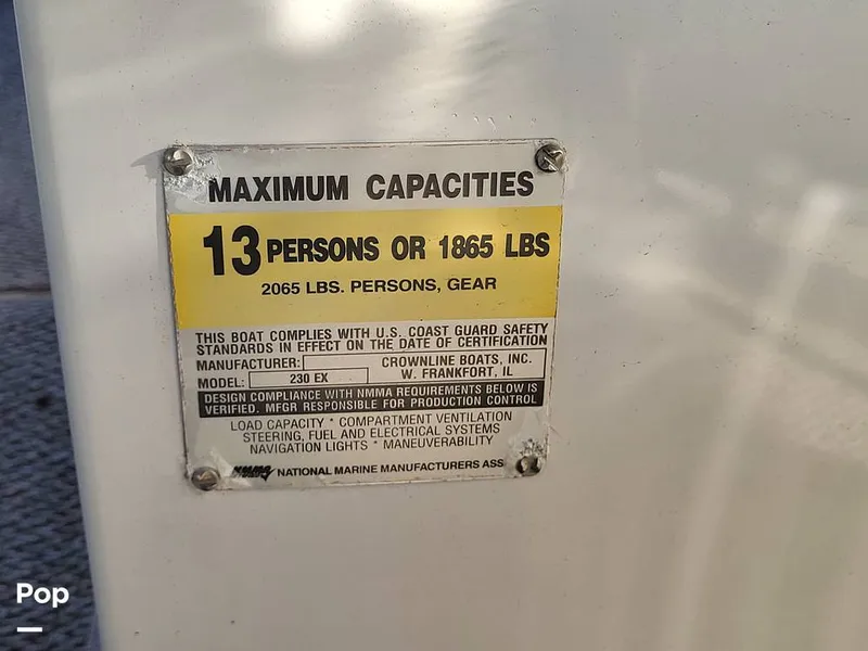 Slide: The Image of Crownline Boats 240 EX 2004 - 16055353