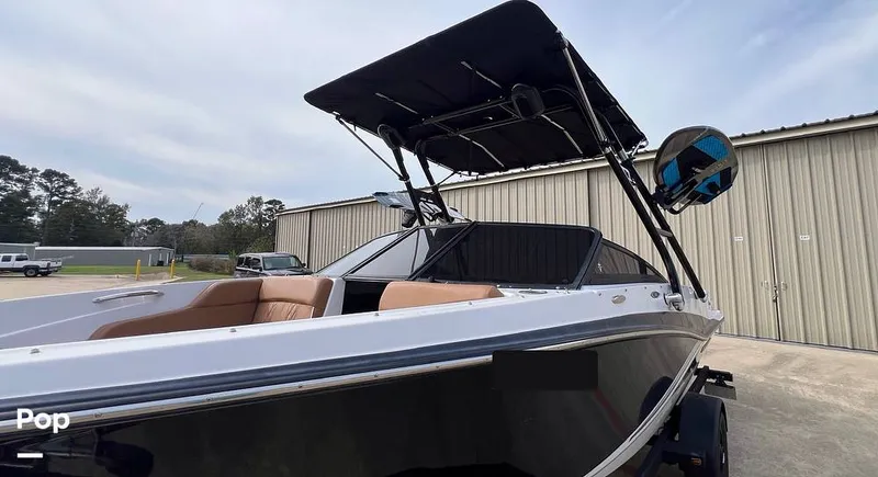 Slide: The Image of Glastron GT207 2018 - 16078423