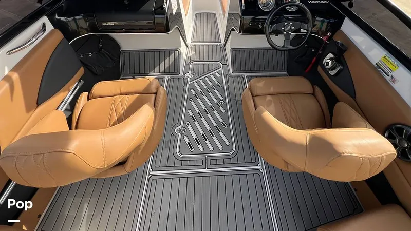 Slide: The Image of Glastron GT207 2018 - 16078328