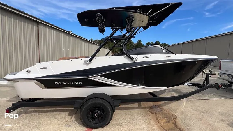 Slide: The Image of Glastron GT207 2018 - 16078400