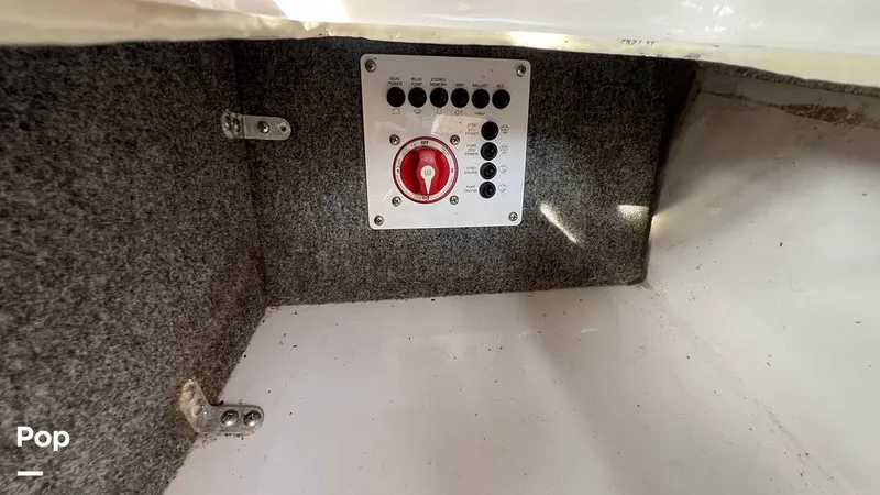 Slide: The Image of Glastron GT207 2018 - 16078370