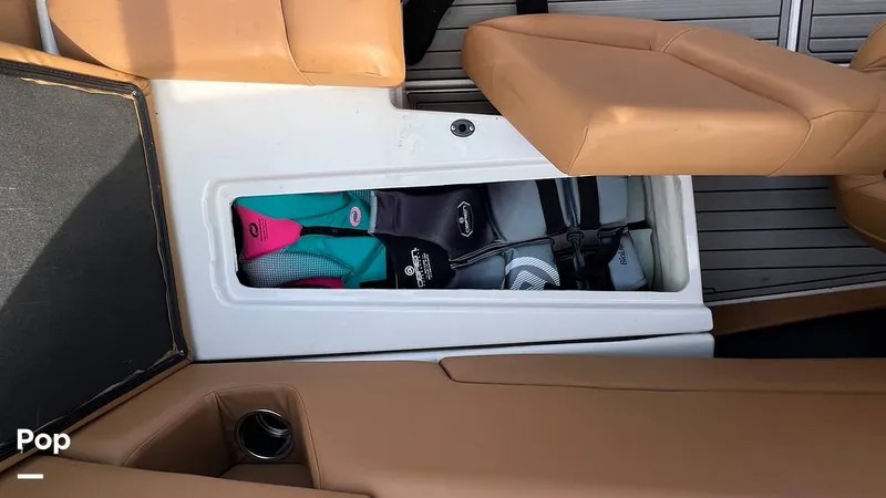 Slide: The Image of Glastron GT207 2018 - 16078372