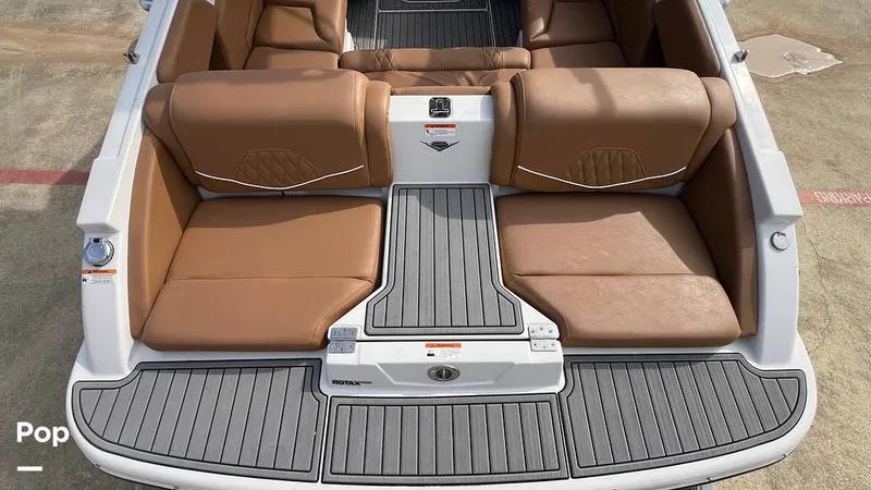 Slide: The Image of Glastron GT207 2018 - 16078388