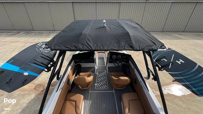 Slide: The Image of Glastron GT207 2018 - 16078391