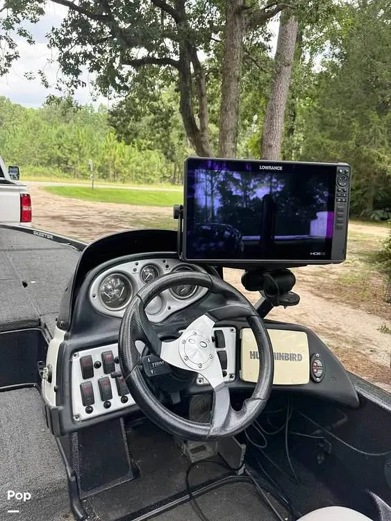 Slide: The Image of GPS / Fishfinder - 16032266