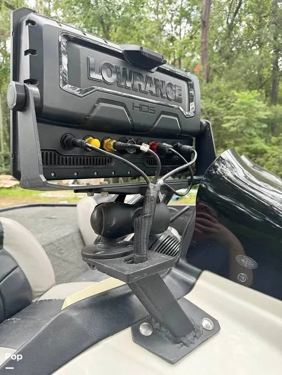 Slide: The Image of GPS / Fishfinder - 16032272