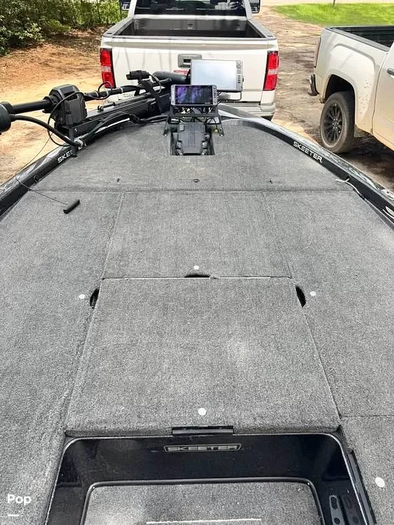 Slide: The Image of Casting Deck W/storage - 16032264