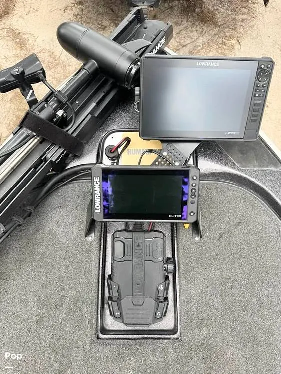 Slide: The Image of GPS / Fishfinder - 16032267