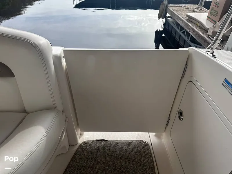 Slide: The Image of Sea Ray 320 Sundancer 2004 - 16058080