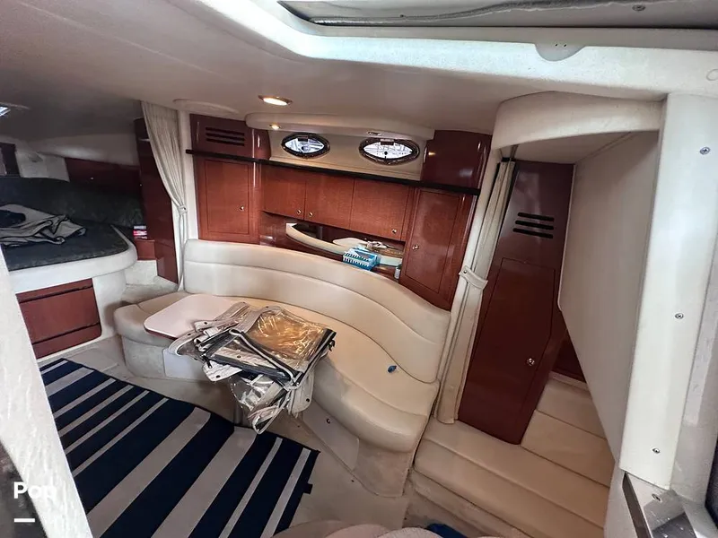 Slide: The Image of Sea Ray 320 Sundancer 2004 - 16058097