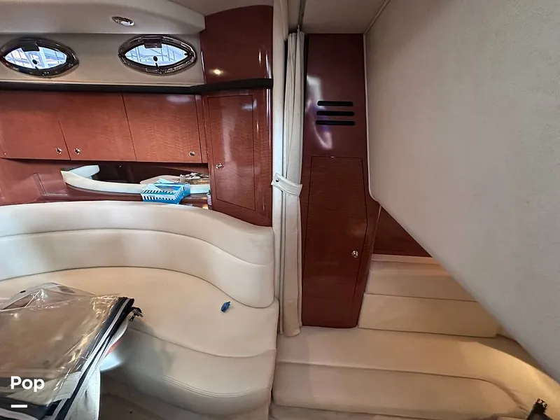 Slide: The Image of Sea Ray 320 Sundancer 2004 - 16058101