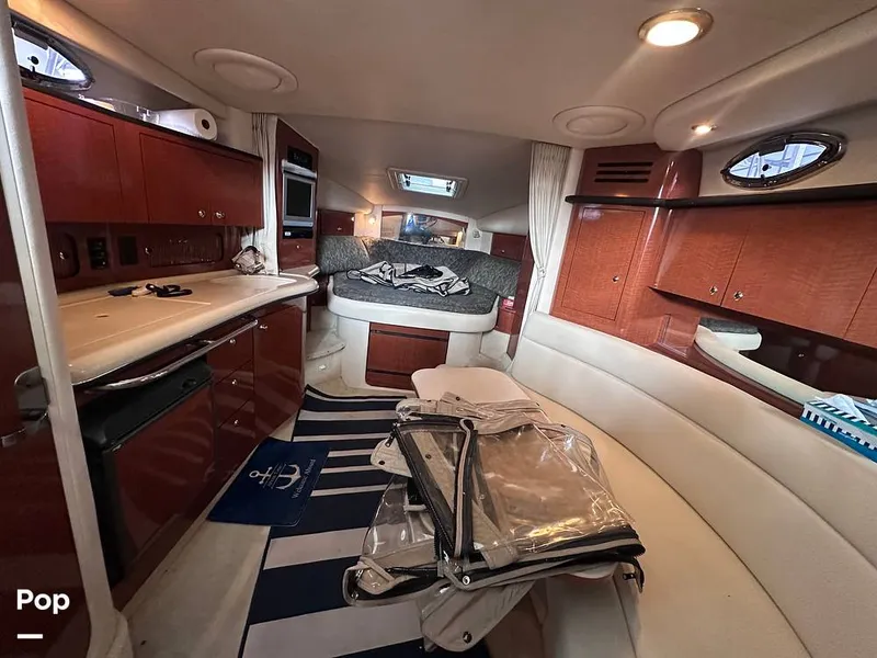 Slide: The Image of Sea Ray 320 Sundancer 2004 - 16058102