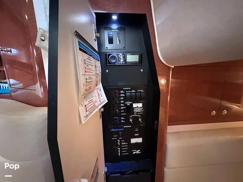 Slide: The Image of Sea Ray 320 Sundancer 2004 - 16058104