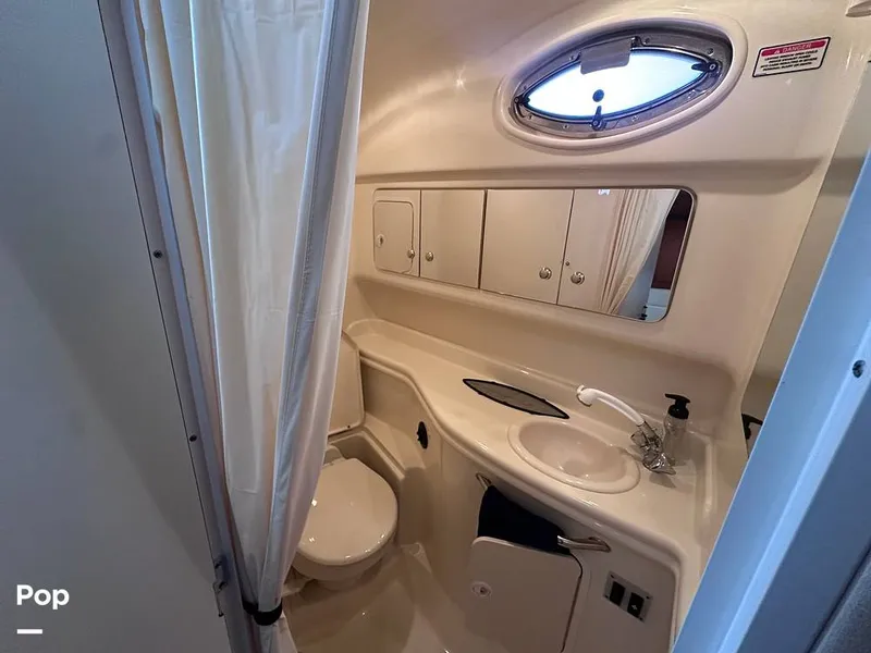 Slide: The Image of Sea Ray 320 Sundancer 2004 - 16058109