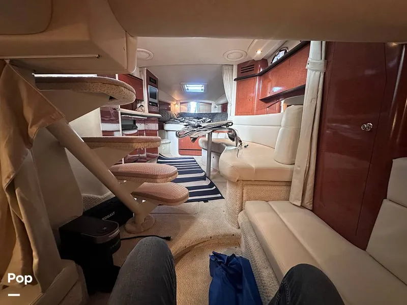 Slide: The Image of Sea Ray 320 Sundancer 2004 - 16058111
